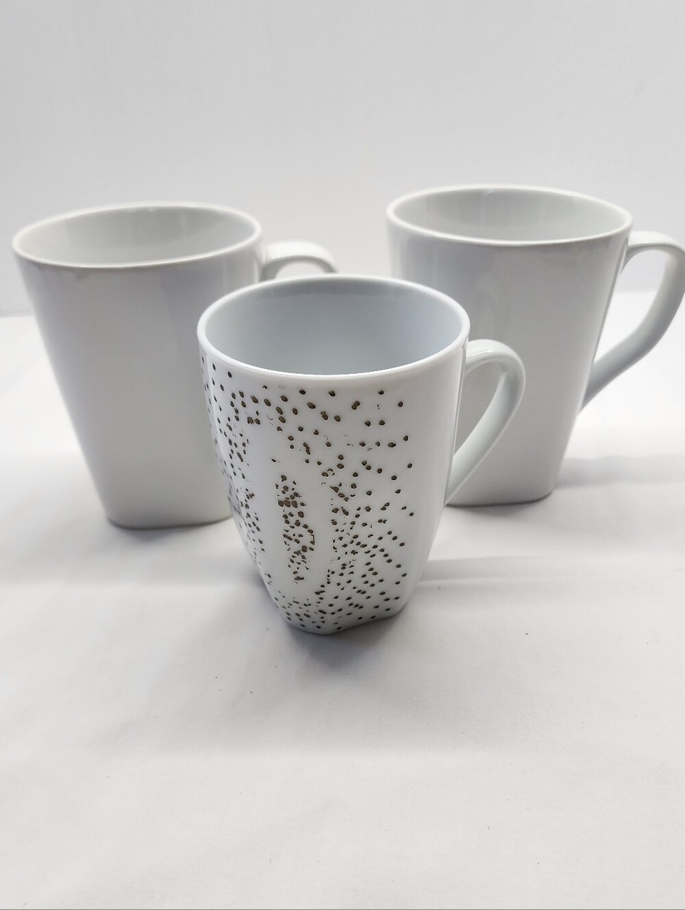 3pc Threshold & Gold Confetti Monogram D coffee mugs
